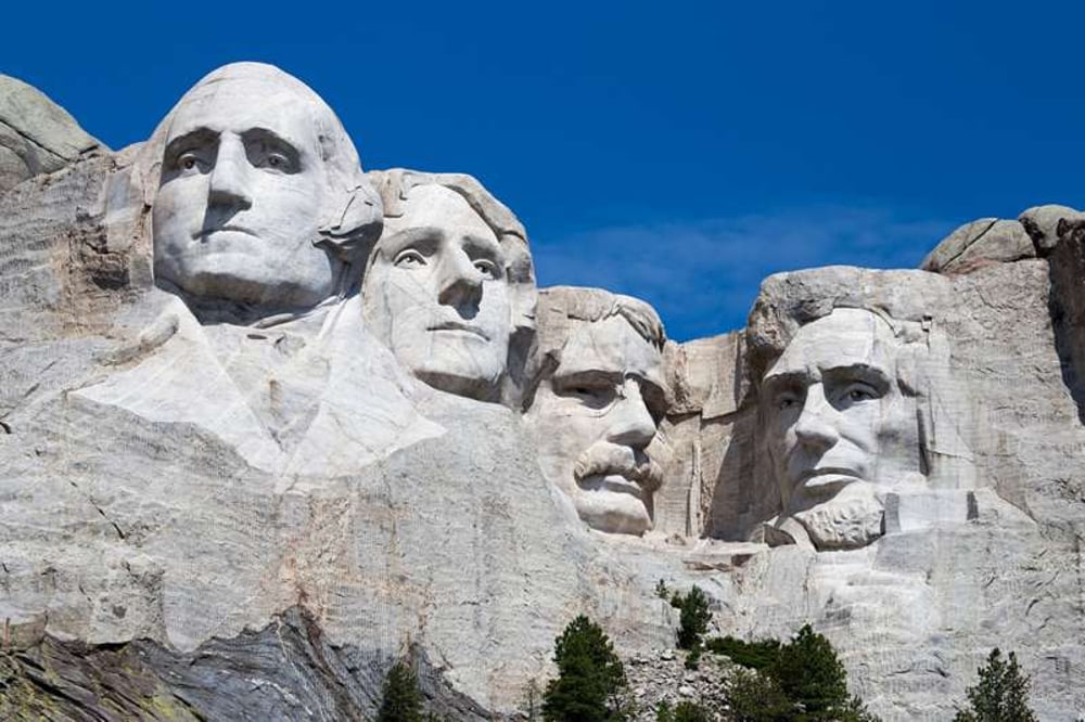 Đài tưởng niệm quốc gia Mount Rushmore